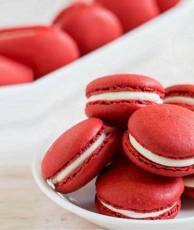 Red Velvet Macaron